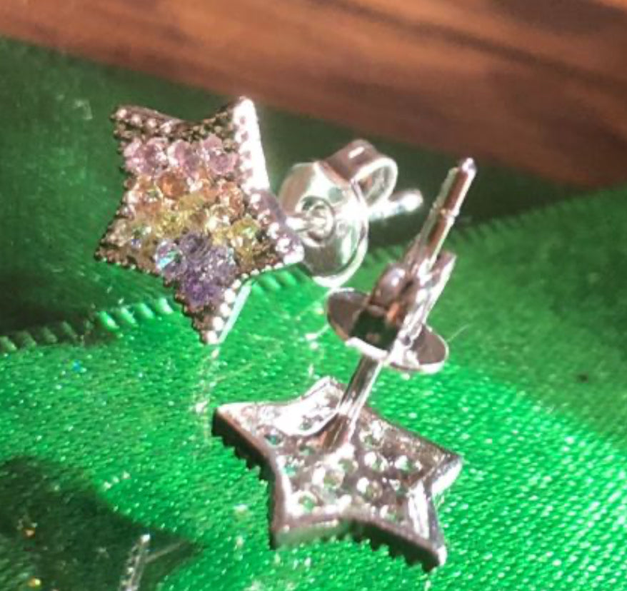Aretes de Plata 925 con Zirconias modelo Estrellas