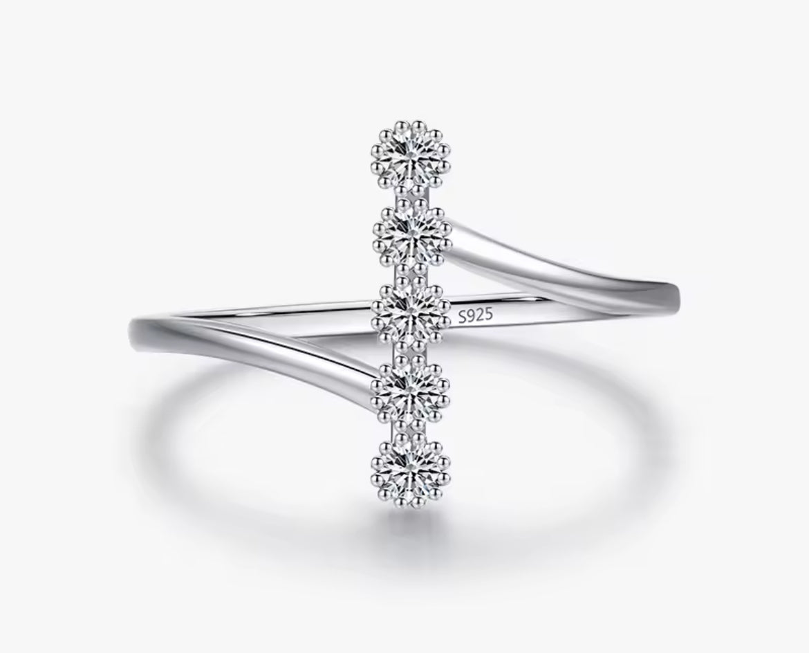 Anillo de Plata 925, con Zirconias