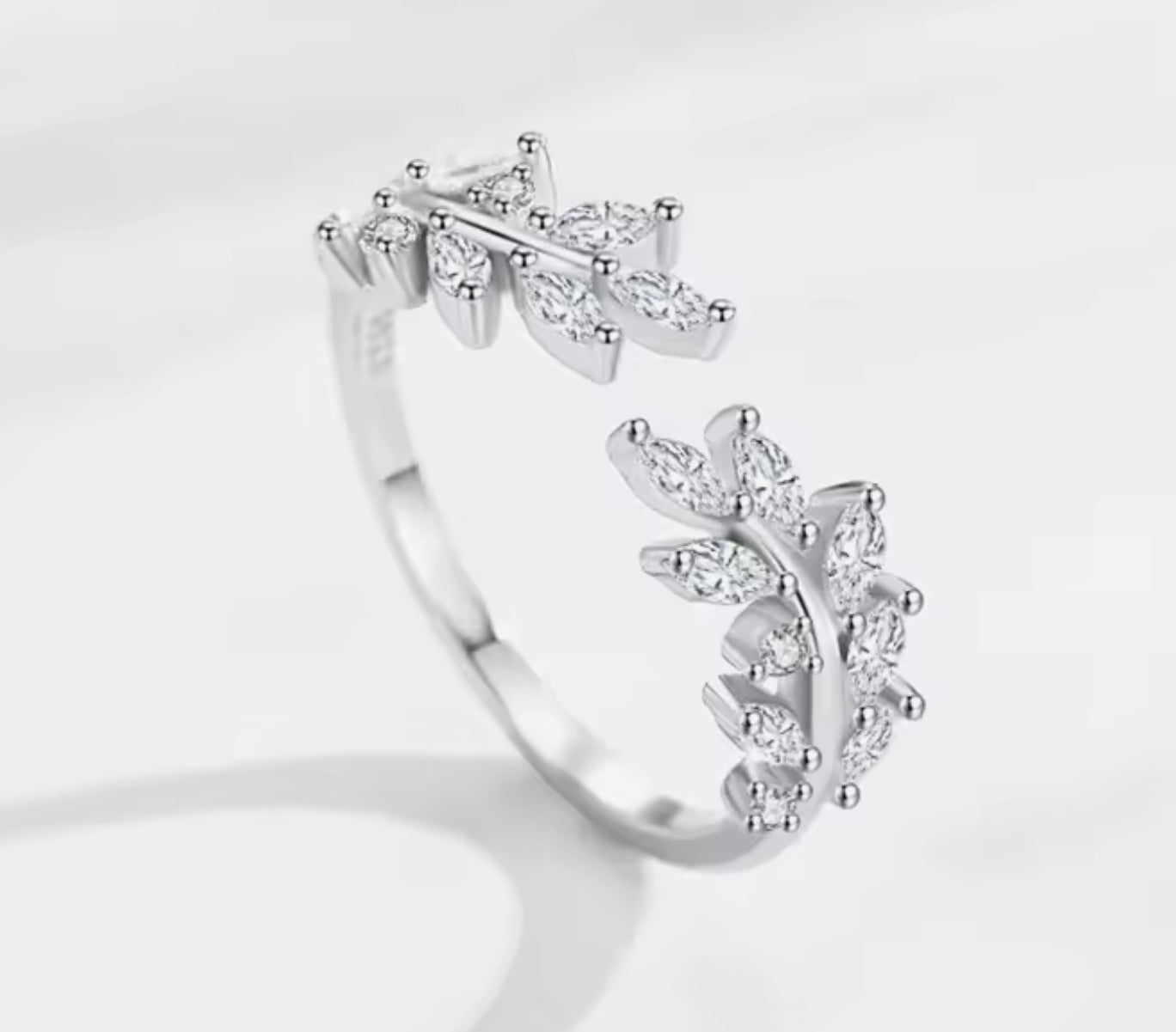 Anillo de Plata 925, modelo Hojas, Ajustable