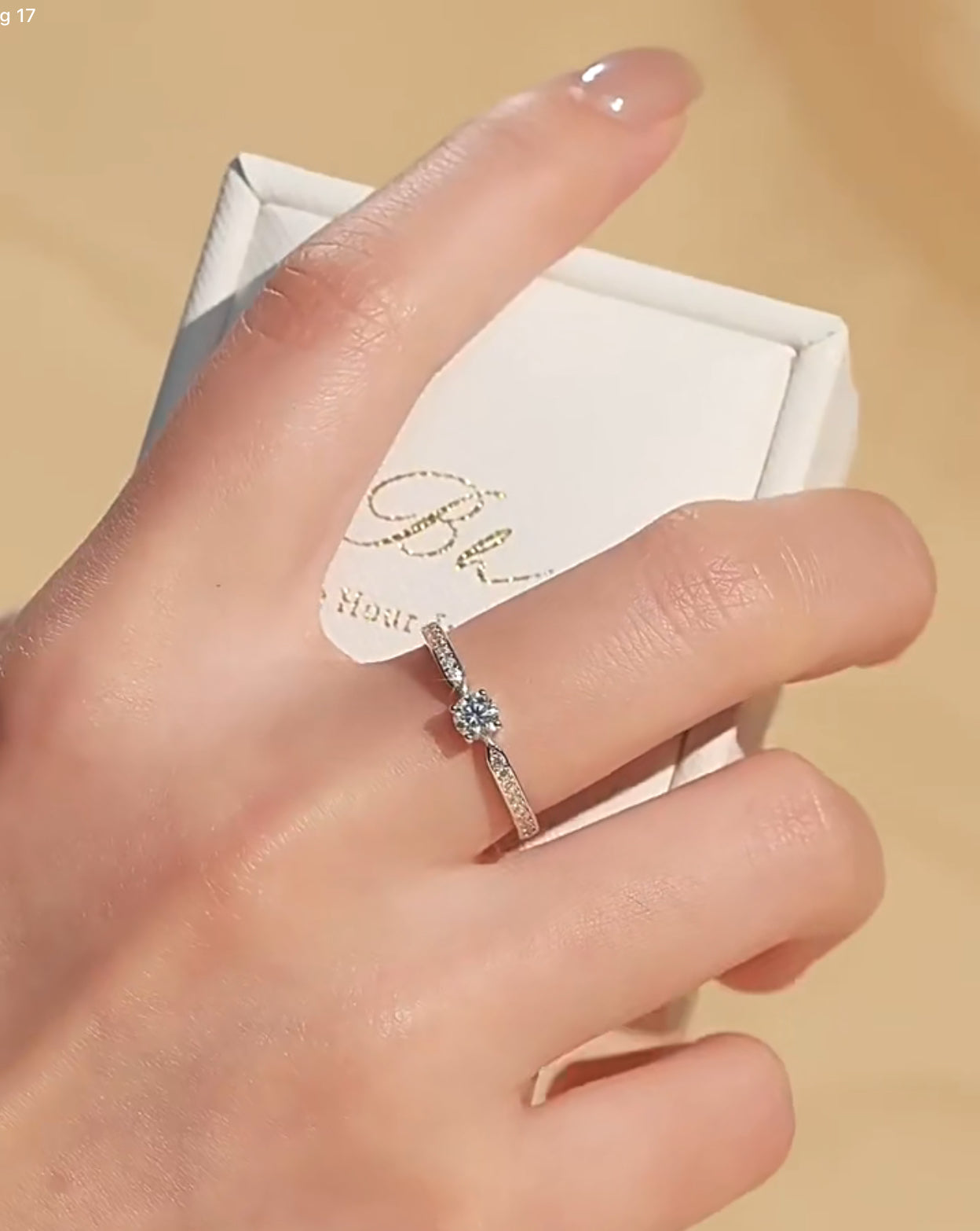 Anillo de Plata 925 con Moissanita Certificada