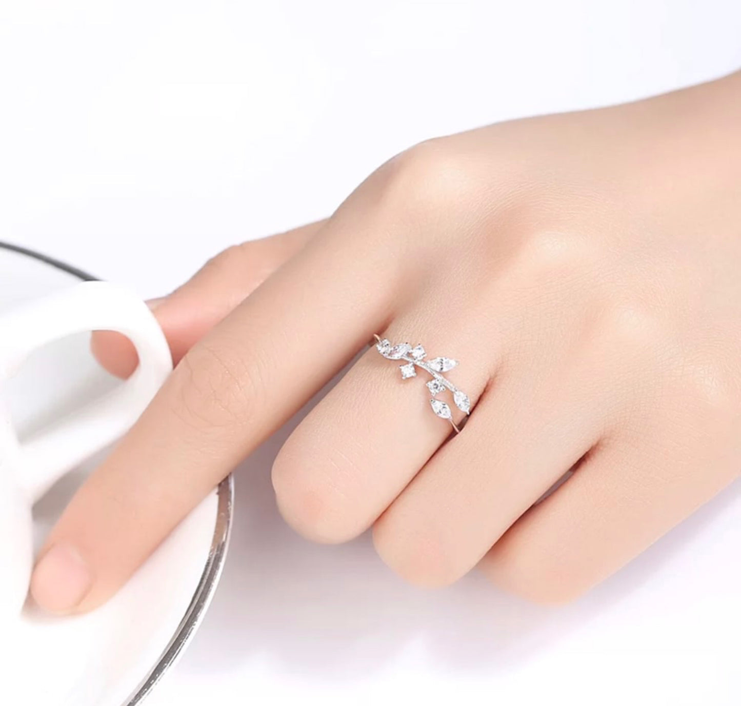 Anillo de Plata 925 con Zirconias