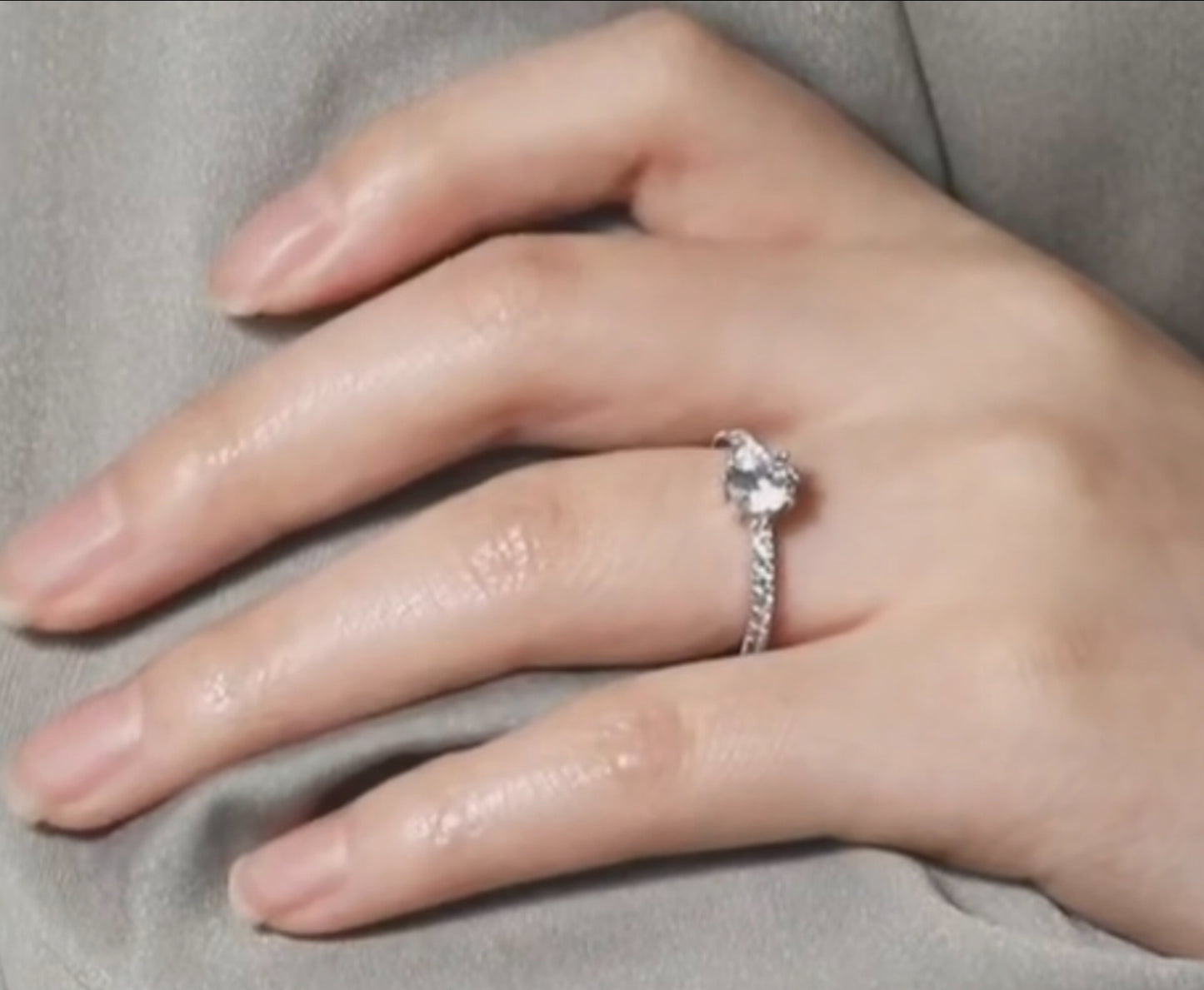 Anillo de Plata 925 con Zirconias