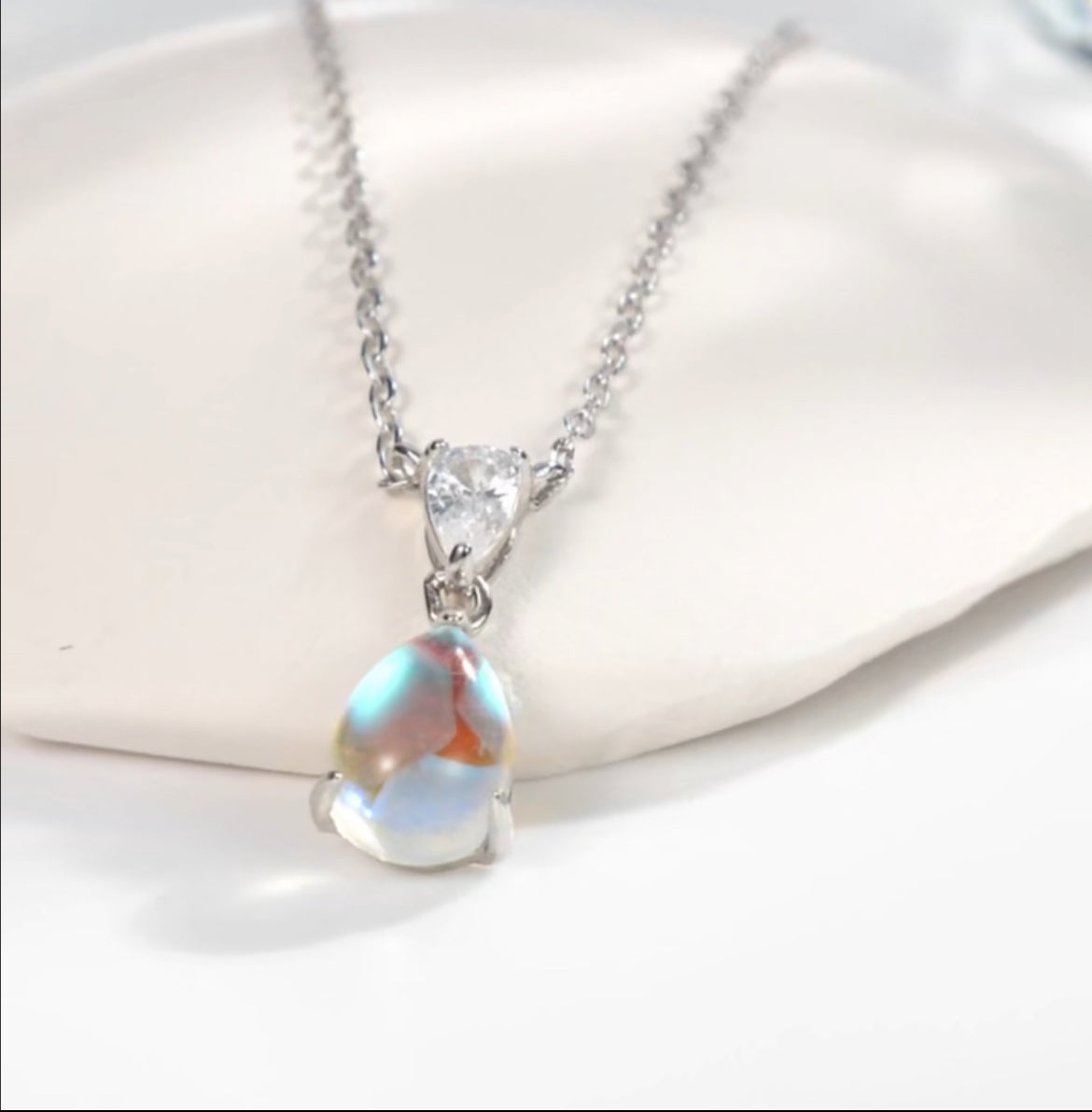 Collar de Plata 925 con Piedra Luna y Zirconias
