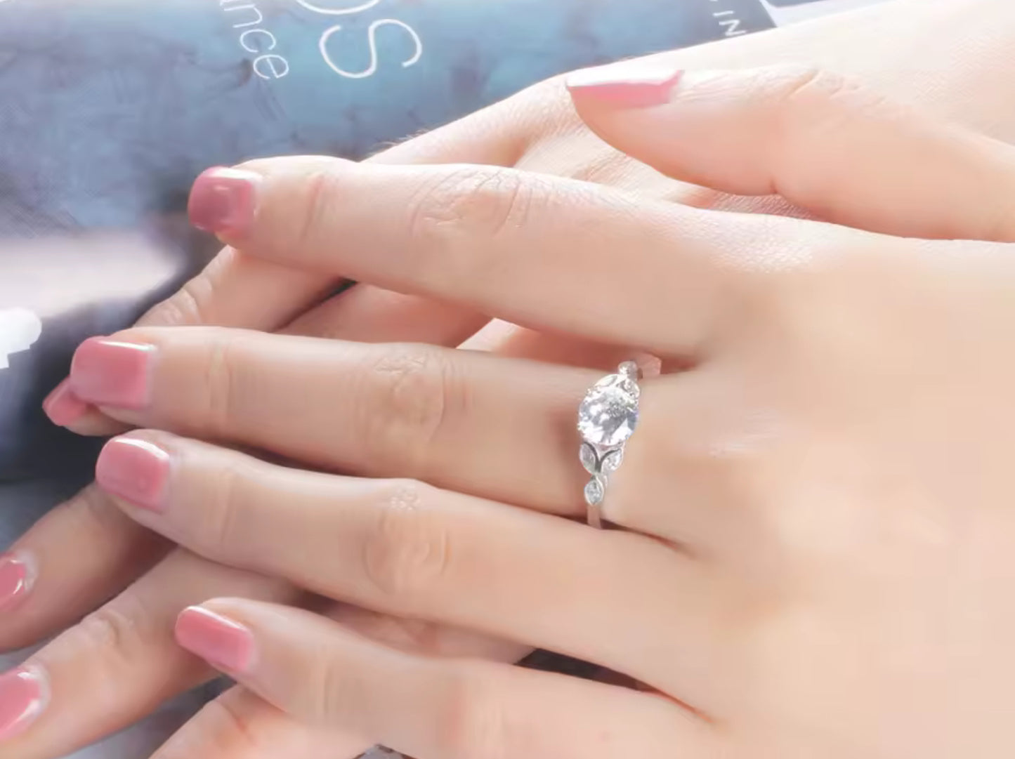 Anillo de Plata 925 con Zirconias