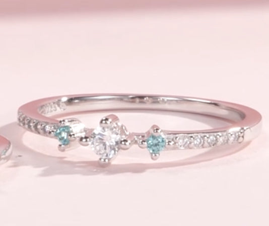 Anillo de Plata 925 con Zirconias
