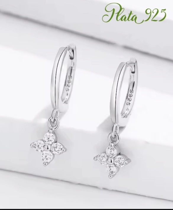 Aretes de Plata 925 con Zirconias