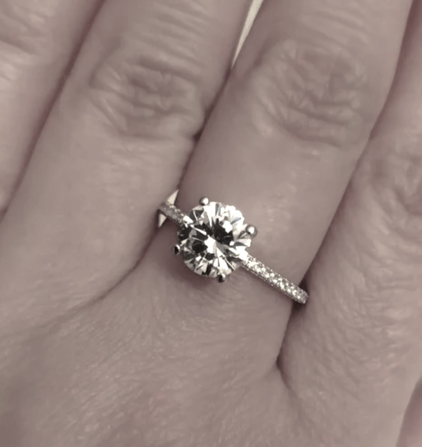 Anillo de Plata 925, con Zirconias