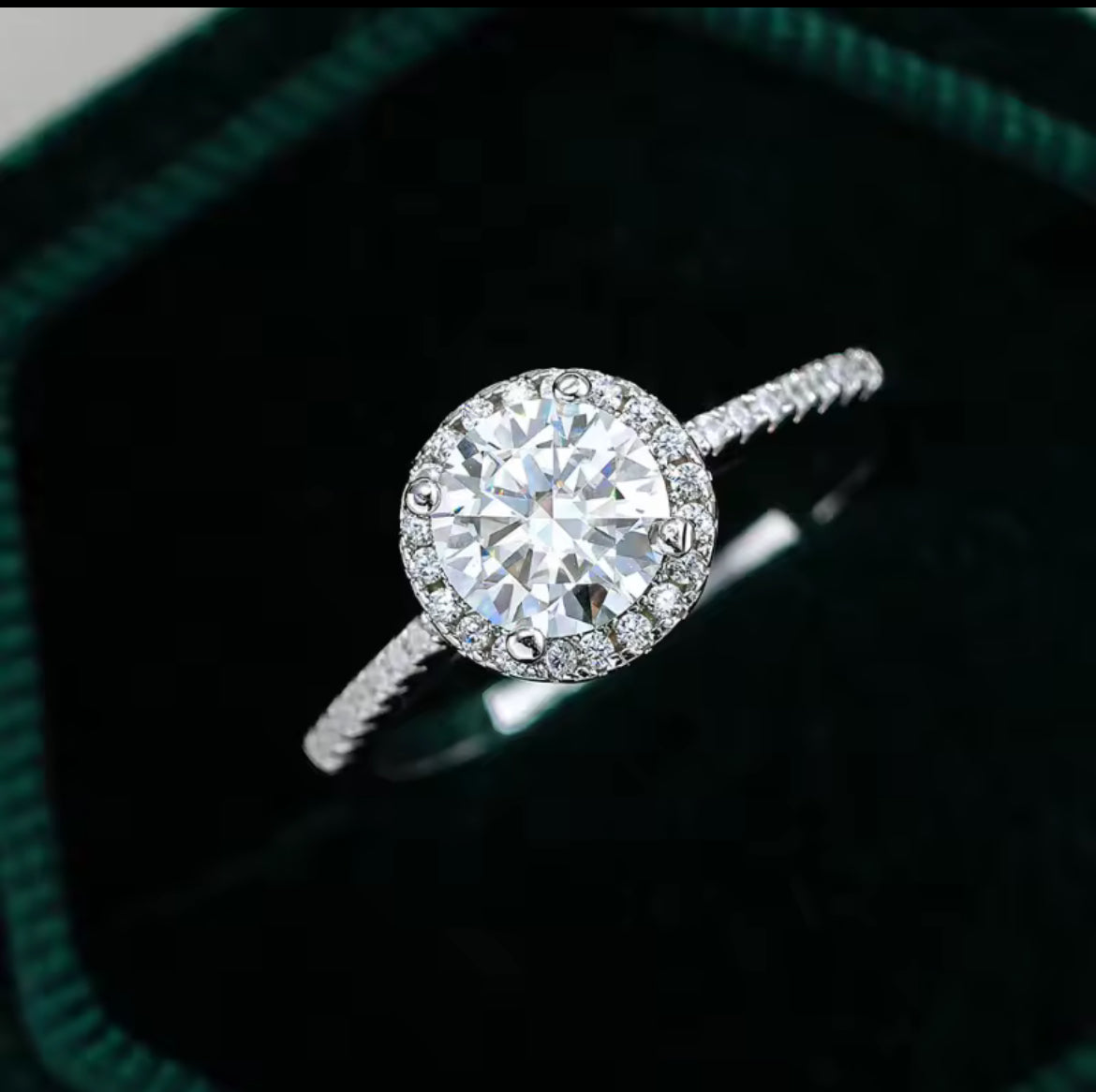 Anillo de Plata 925 con Zirconias