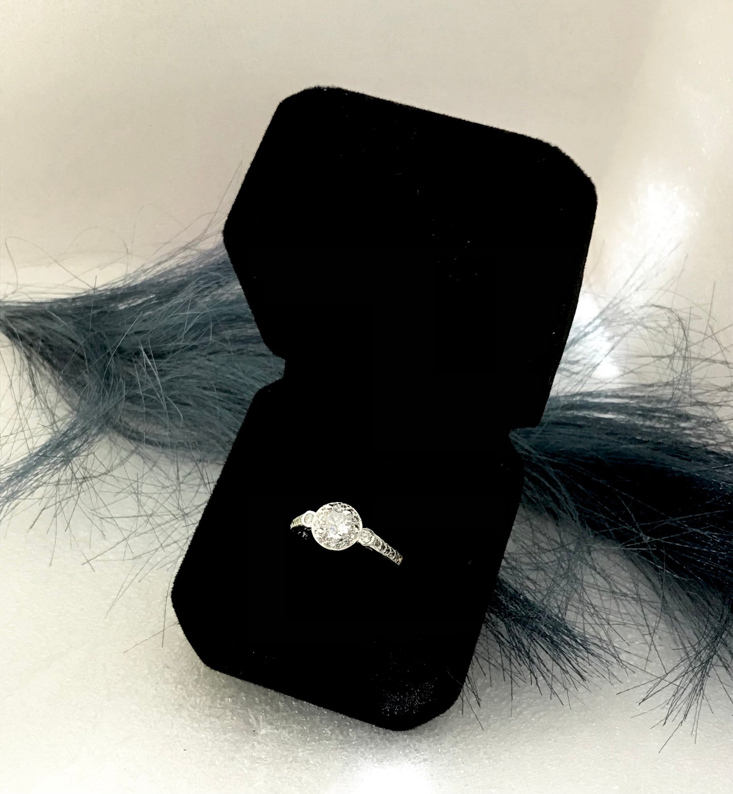 Anillo de Plata 925 con Zirconias