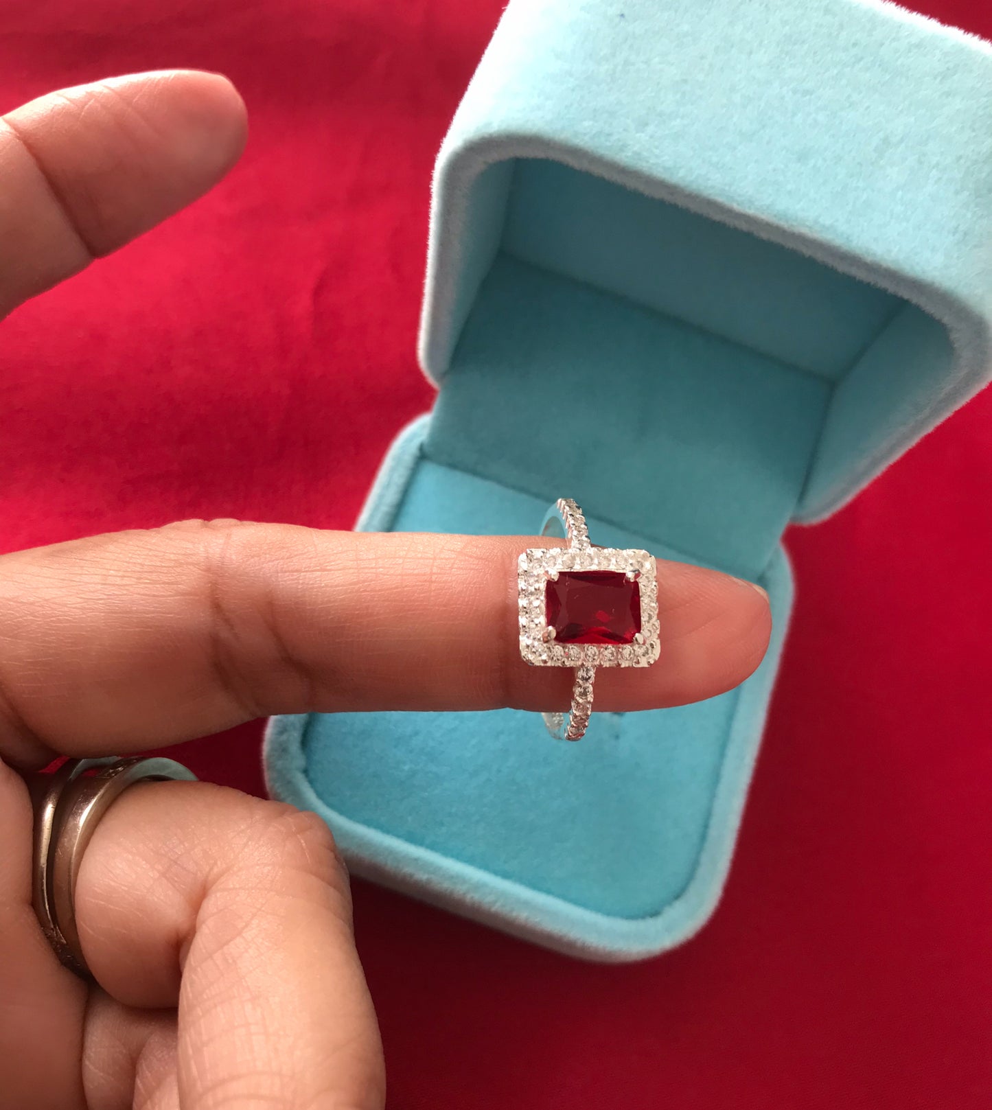 Anillo de Plata 925 con Zirconia