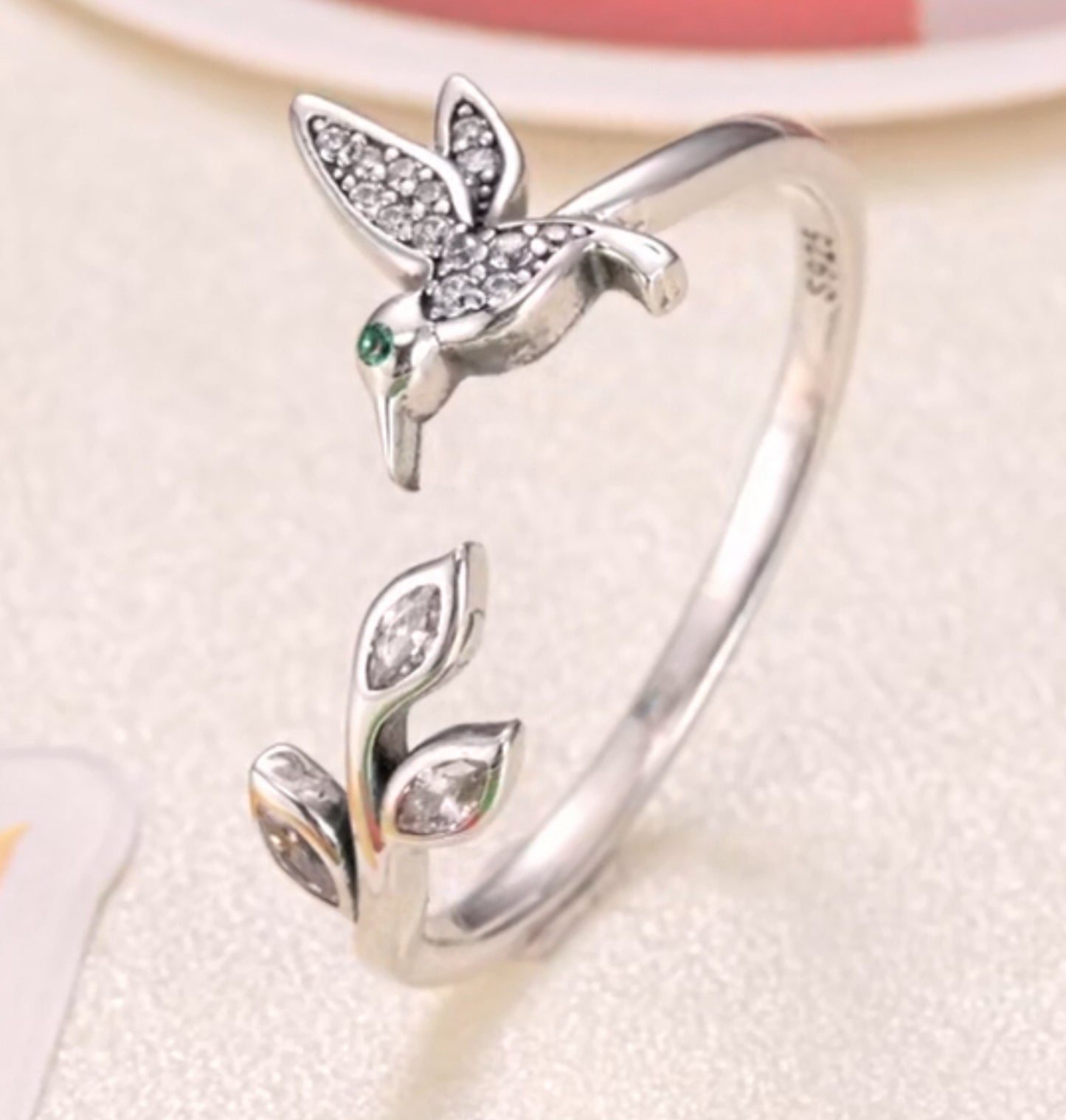 Anillo de Plata 925 Ajustable modelo Colibrí