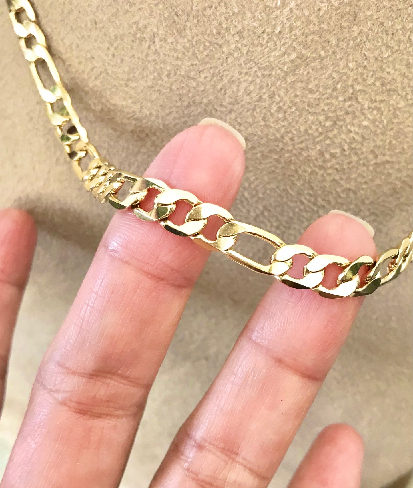 Cadena en Chapa de Oro estilo Cartier 3x1 medida 50 cm