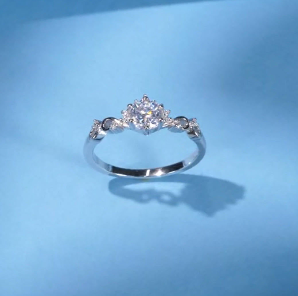 Anillo de Plata 925 con Zirconias