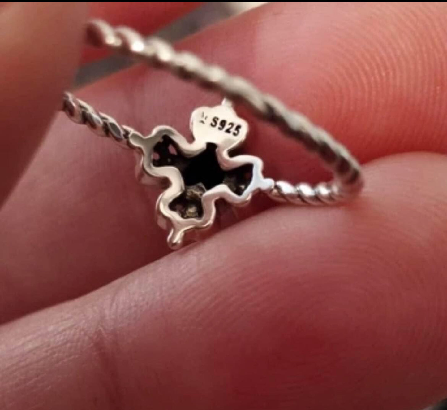 Anillo de Plata 925 con Zirconia modelo Corazón