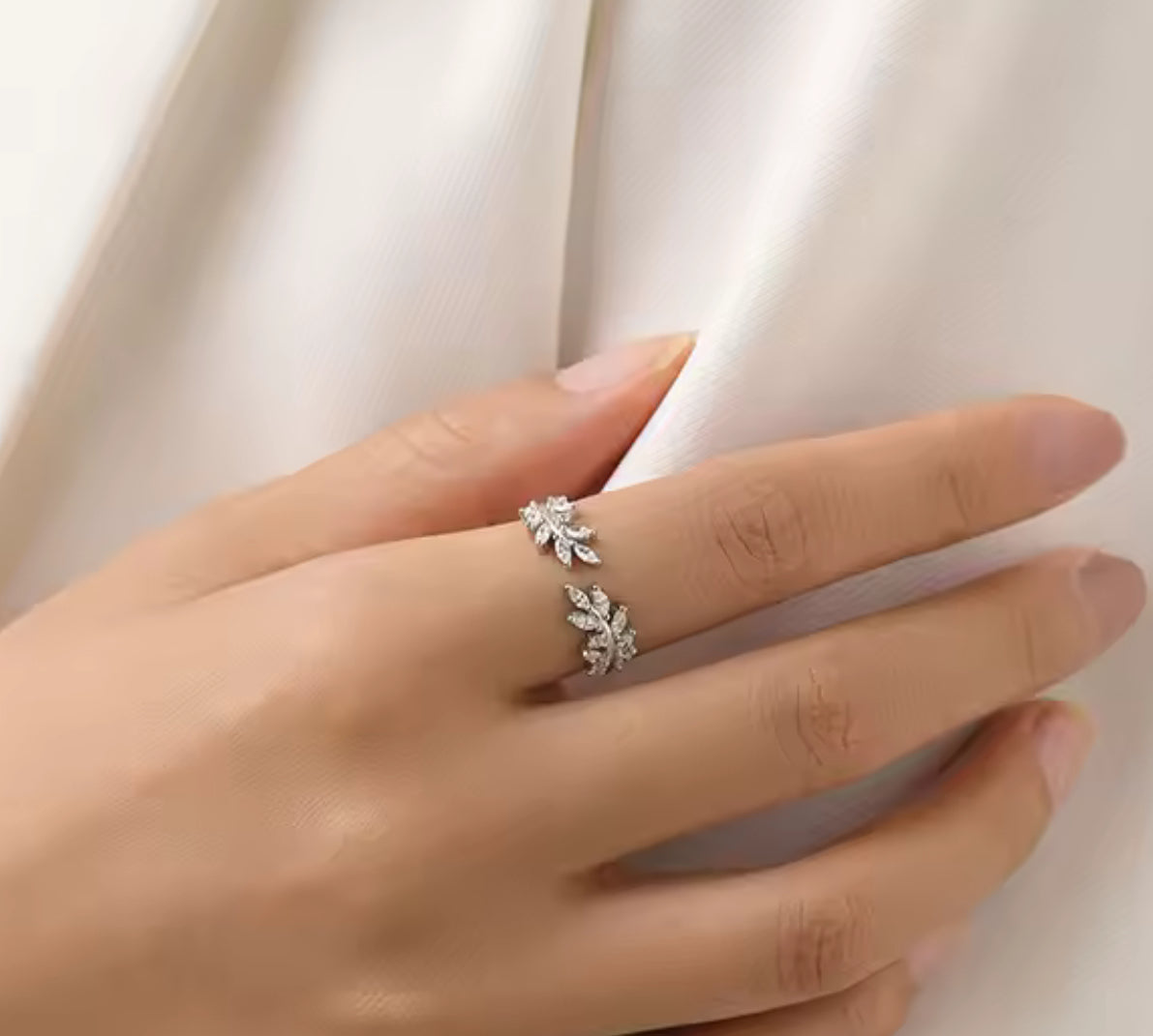 Anillo de Plata 925, modelo Hojas, Ajustable