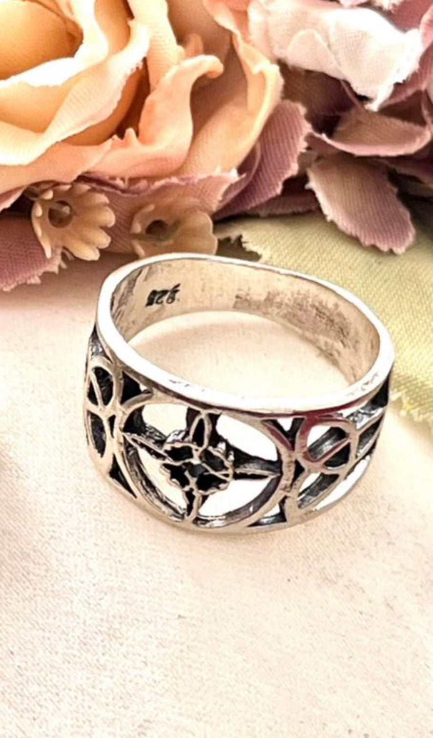 Anillo de Plata 925 modelo Nudo de Bruja