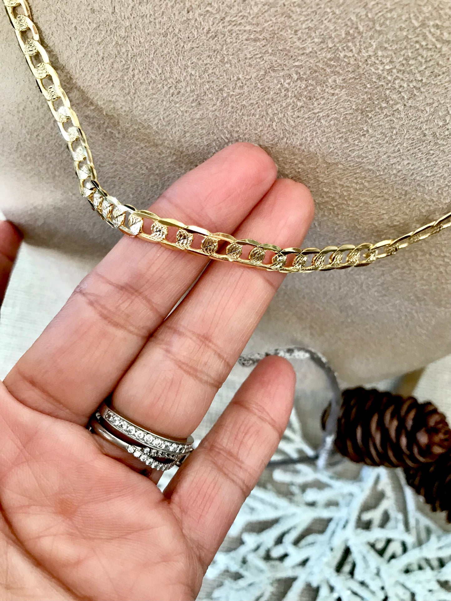 Cadena Estilo Barbada Díamontada en Chapa de Oro 14k, 60 cm