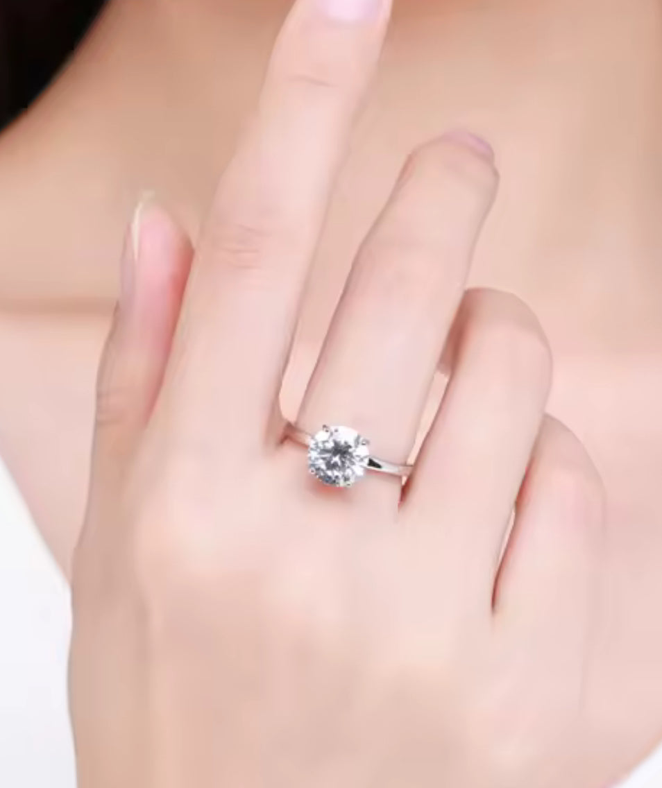 Anillo Solitario, de Plata 925 con Zirconia
