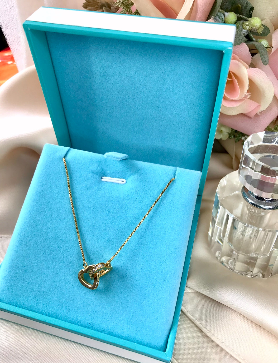Collar de Chapa de Oro 18k, modelo Doble Corazón