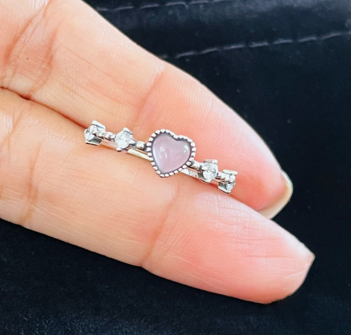Anillo de Plata 925 con Zirconias modelo Corazón