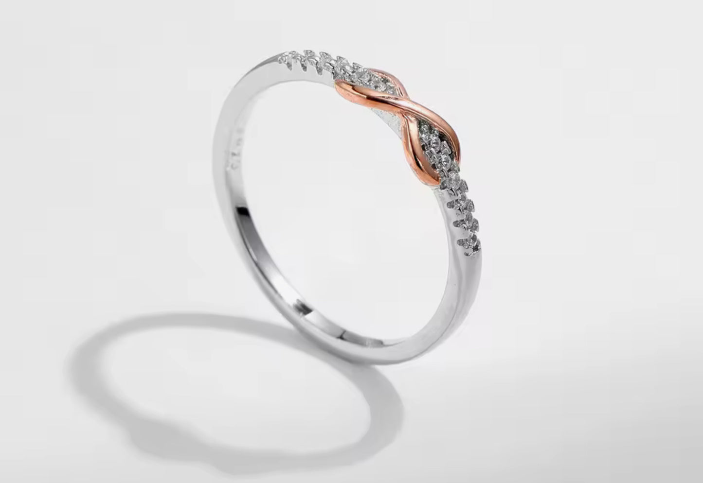 Anillo de Plata 925 con Infinito bañado en Oro Rosa