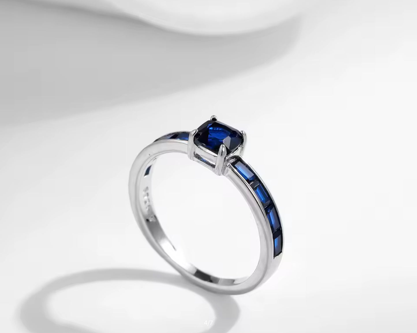 Anillo de Plata 925 con Zirconia