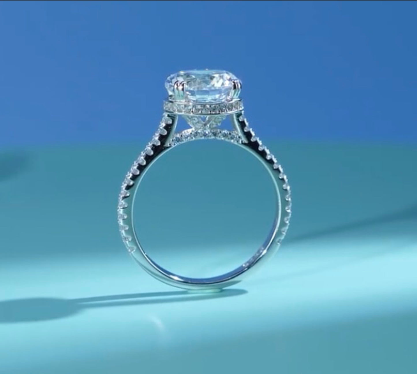 Anillo de Plata 925 con Zirconias