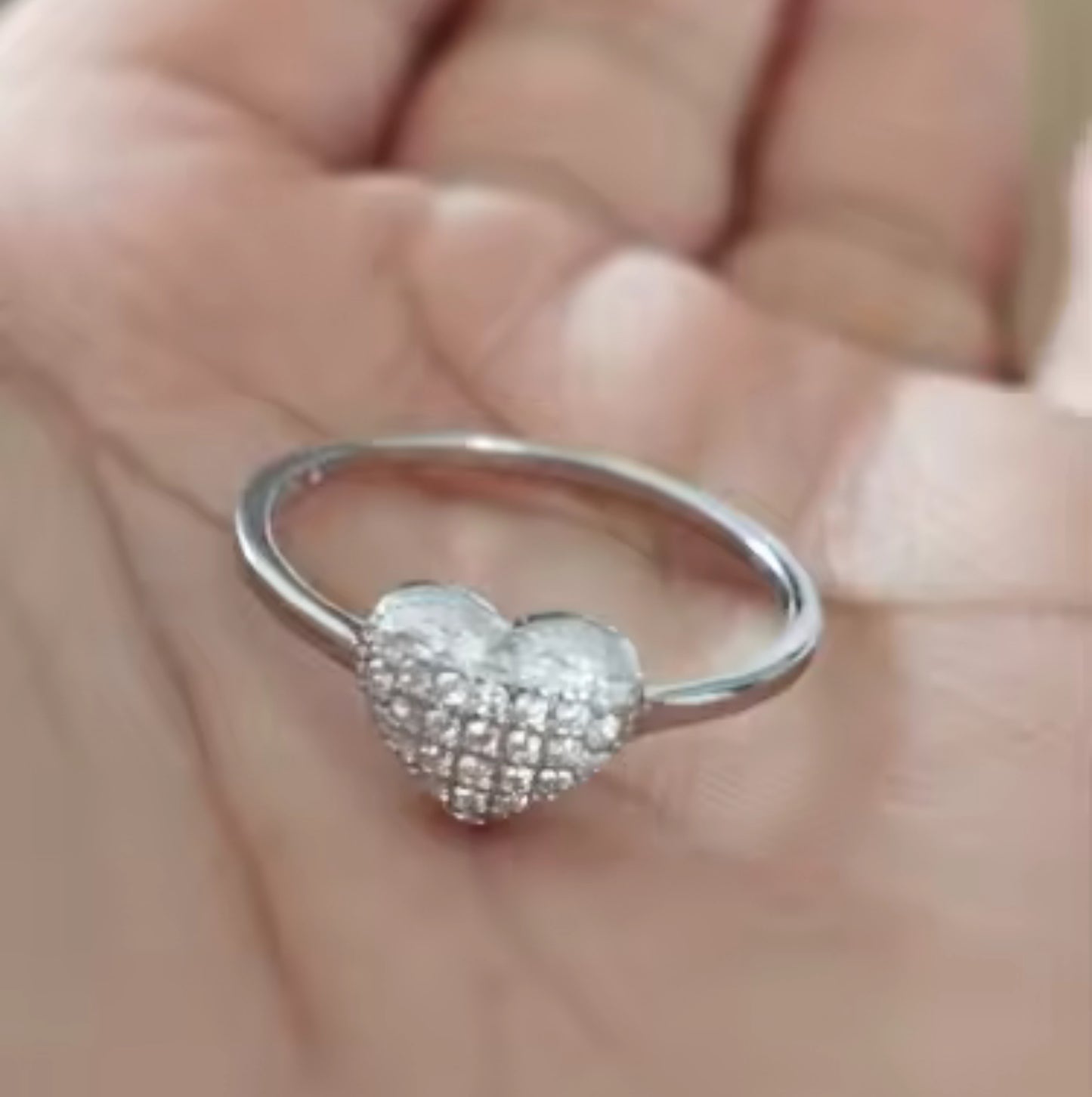 Anillo de Plata 925 con Zirconias modelo Cojín - Corazón