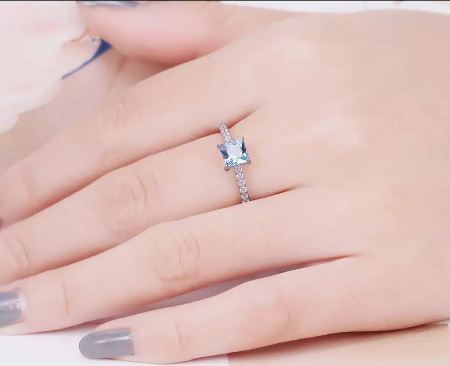 Anillo de Plata 925 con Nano Topacio