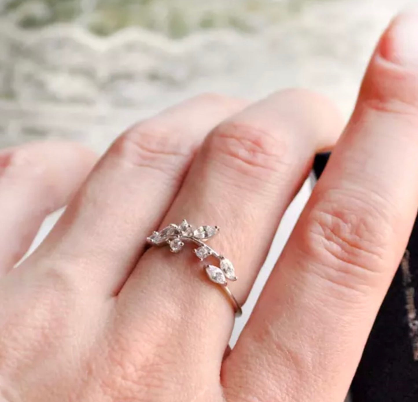 Anillo de Plata 925 con Zirconias, Ajustable