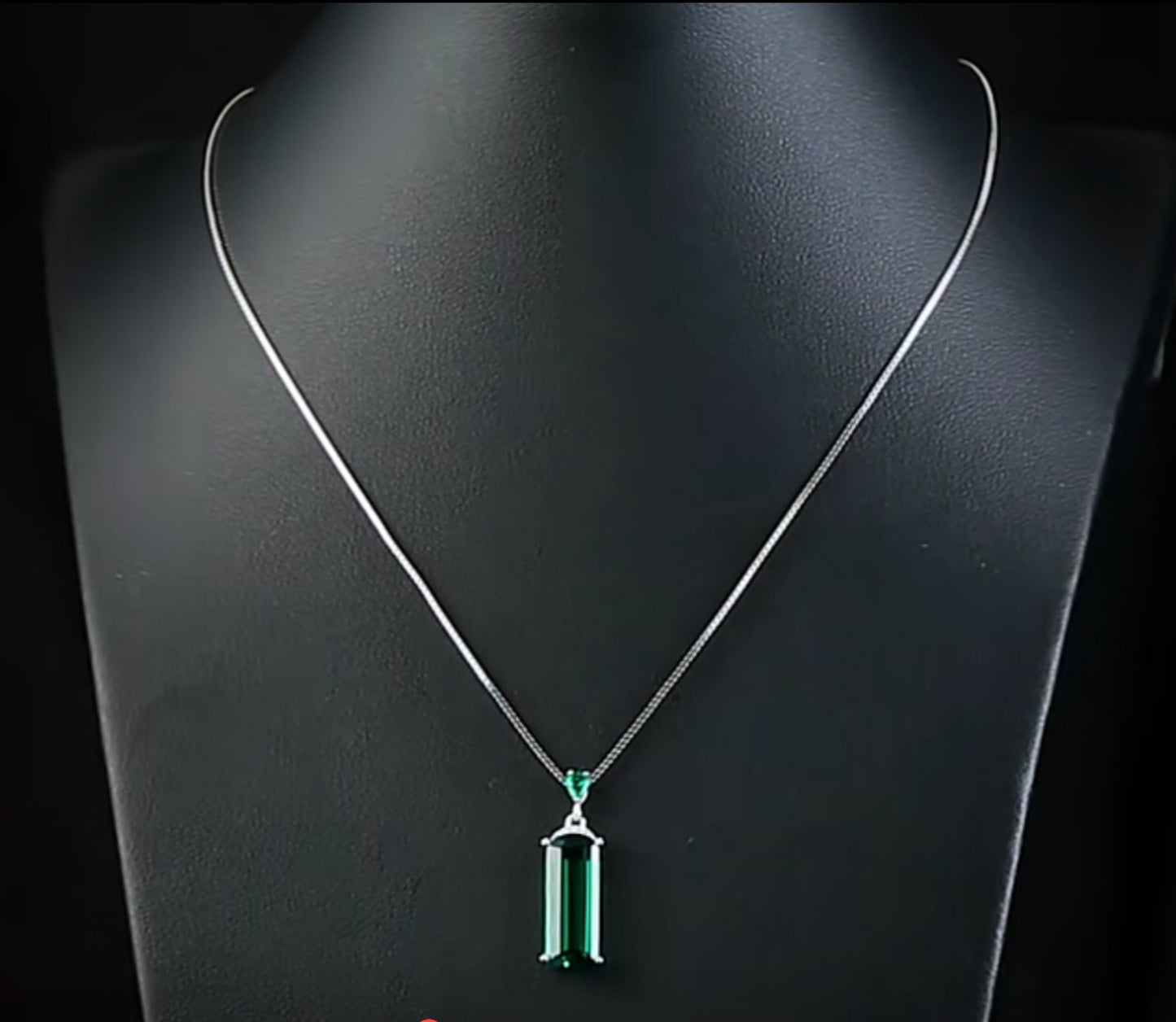 Dije y Cadena de Plata 925 con Zirconia Verde