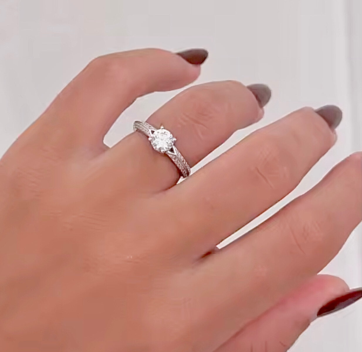 Anillo de Plata 925 con Zirconias
