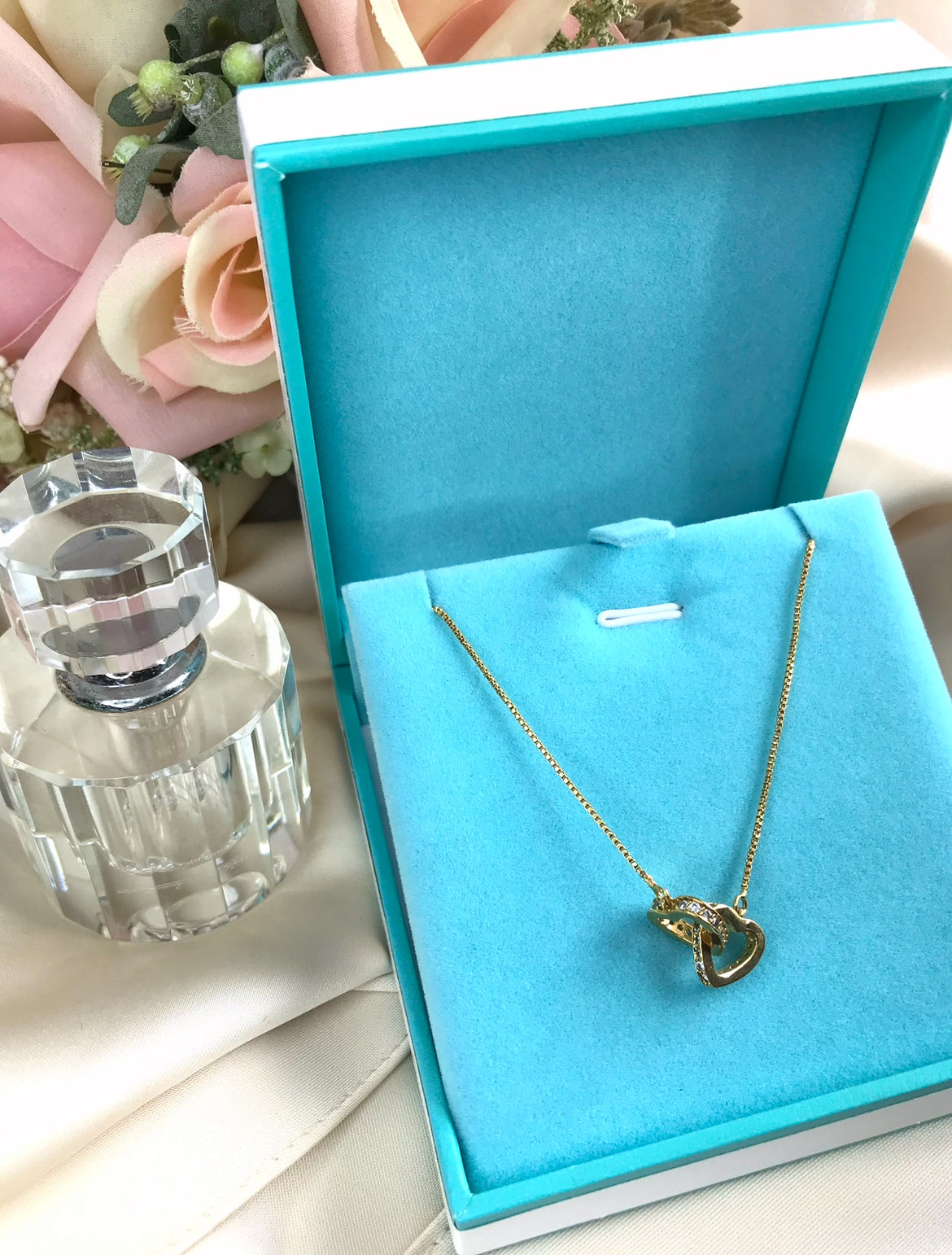 Collar de Chapa de Oro 18k, modelo Doble Corazón
