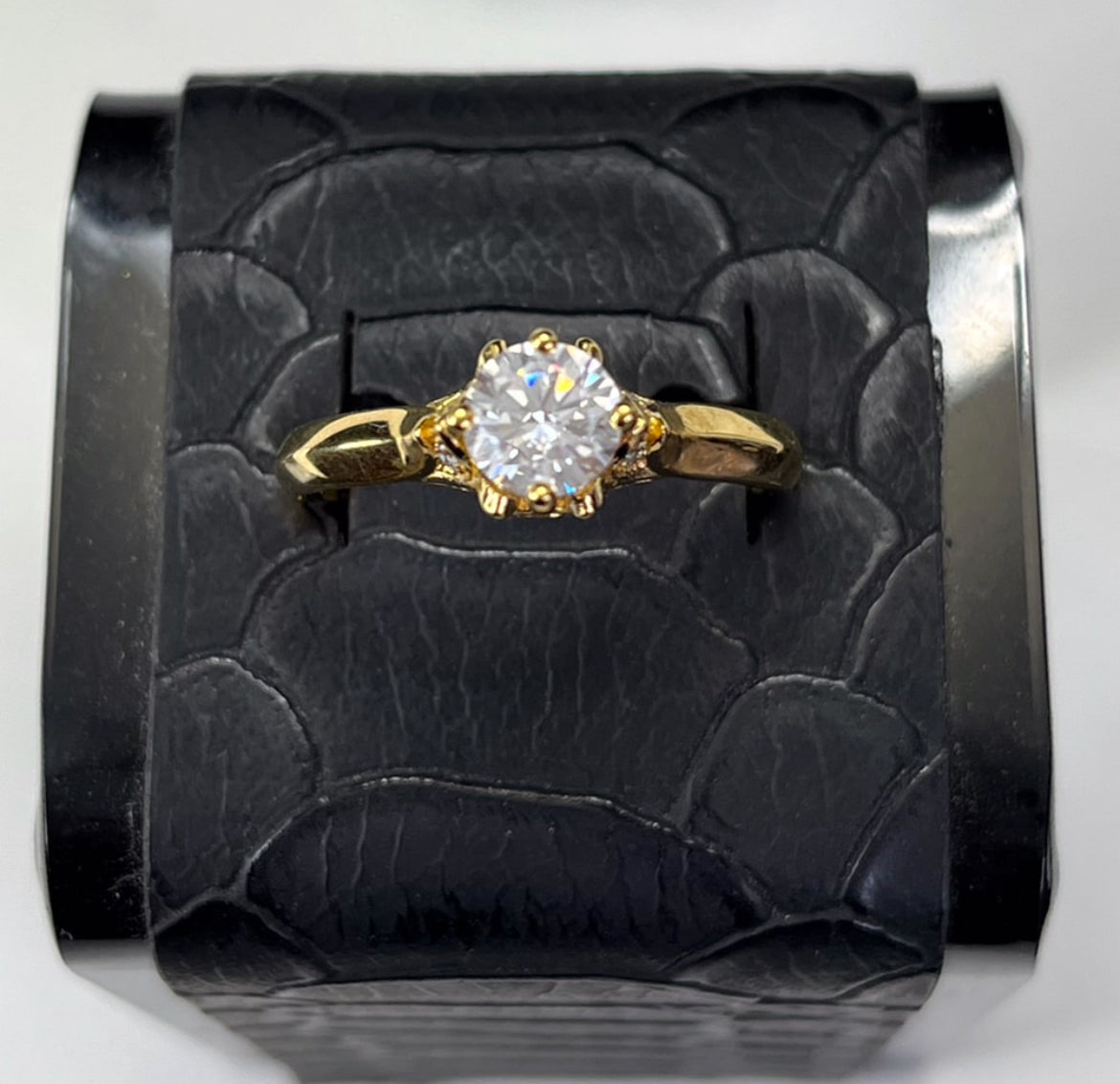Anillo en Chapa de Oro 18k, modelo Cisne