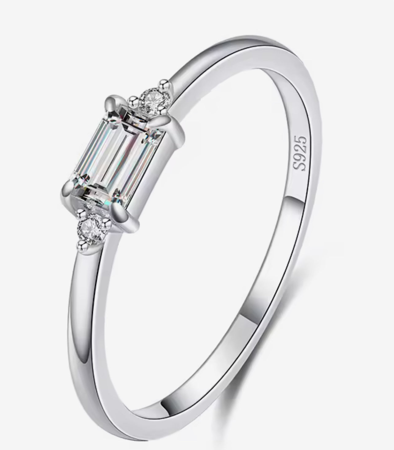 Anillo de Plata 925 con Zirconia Minimalista