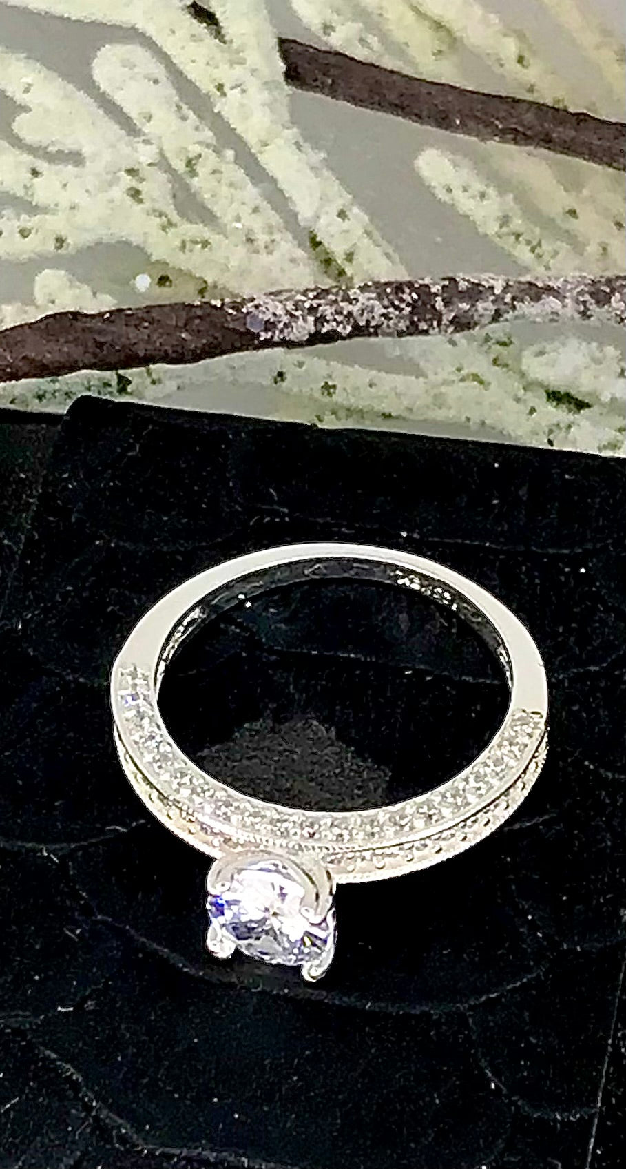 Anillo de Plata 925 con Zirconias