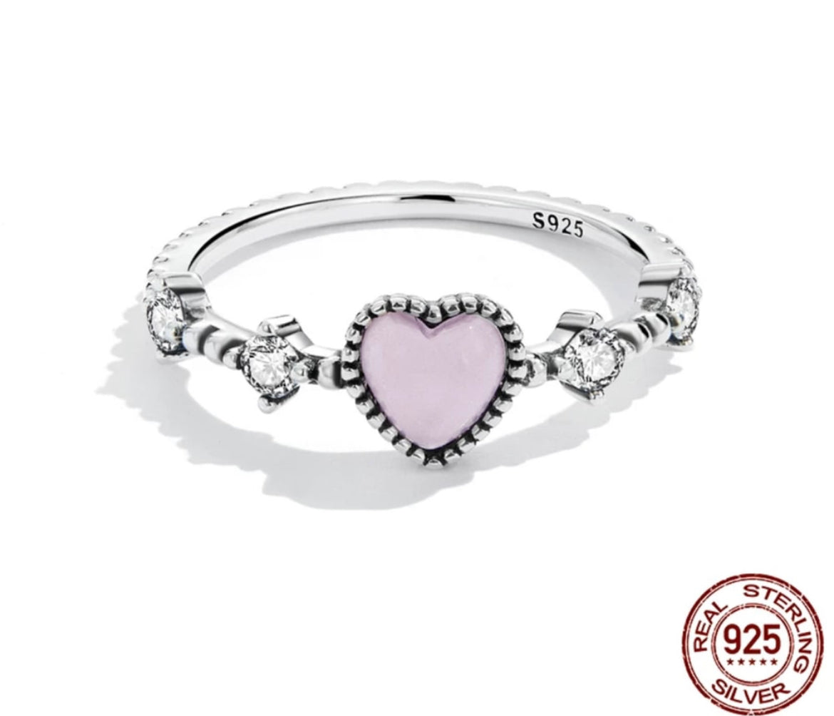 Anillo de Plata 925 con Zirconias modelo Corazón