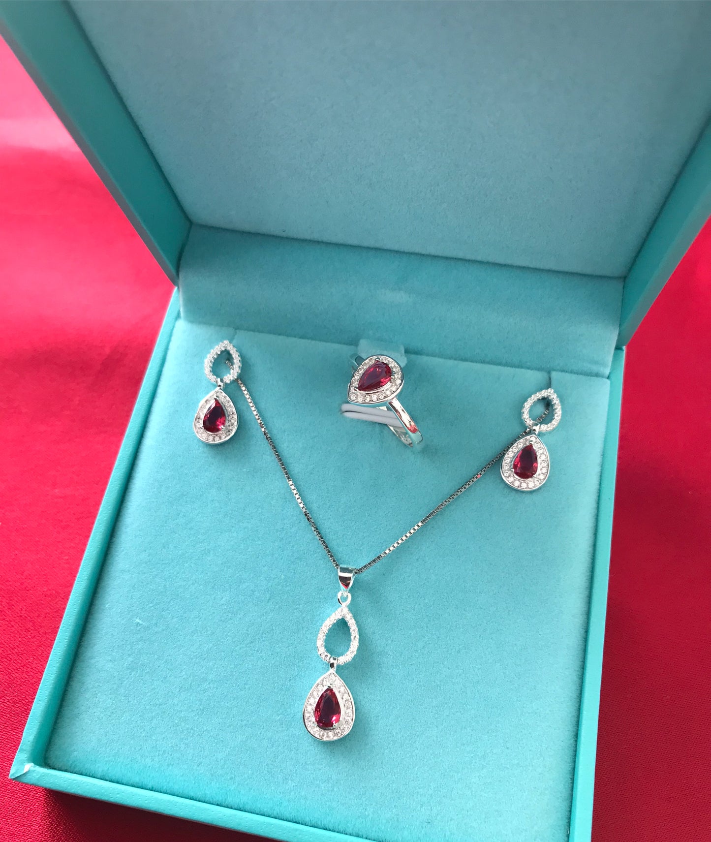 Anillo de Plata 925, modelo Pera