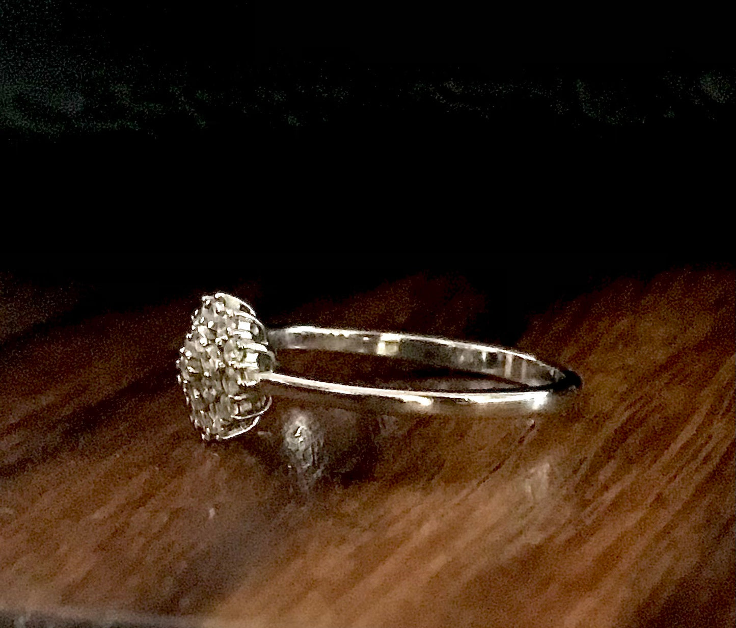 Anillo de Plata 925 con Zirconias modelo Flor