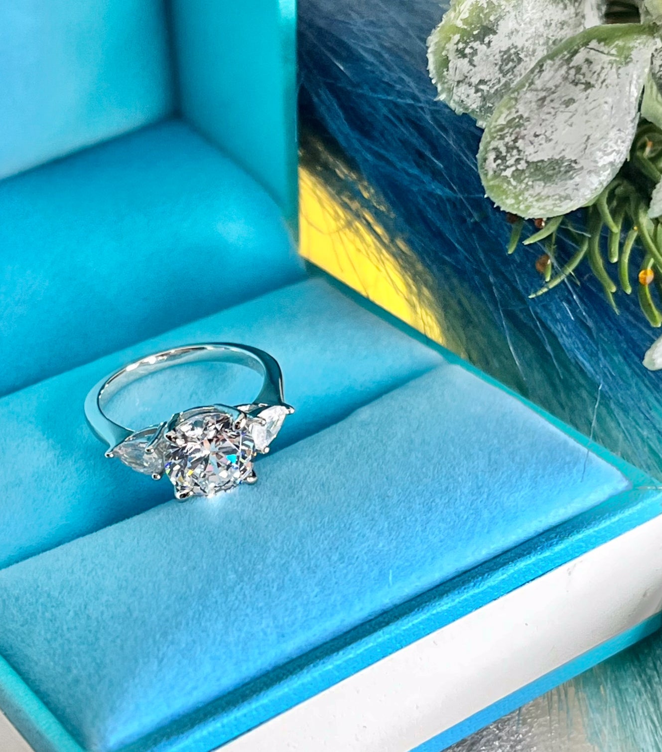 Anillo de Plata 925 con Zirconias