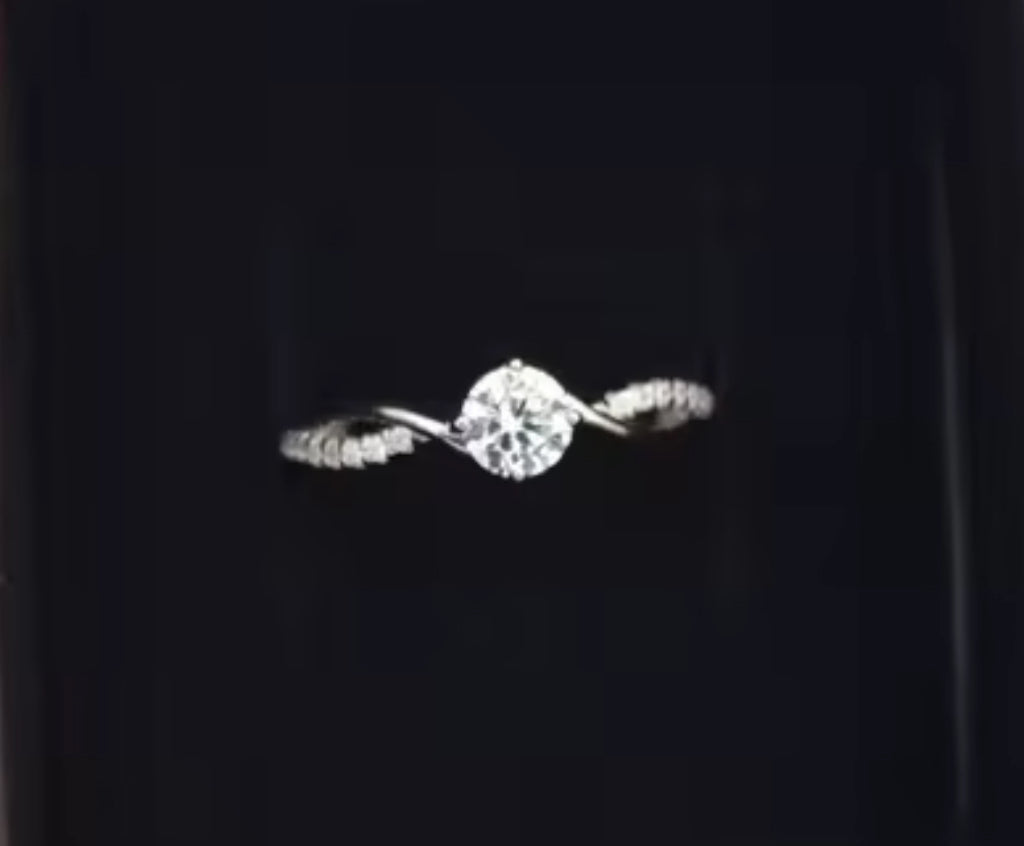 Anillo de Plata 925 con Zirconias, modelo Infinito