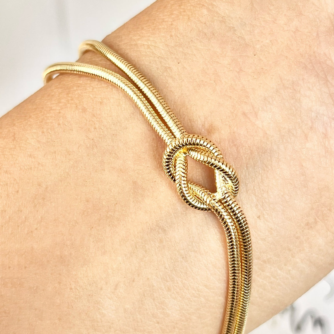 Pulsera de Chapa de Oro 18k modelo Nudo