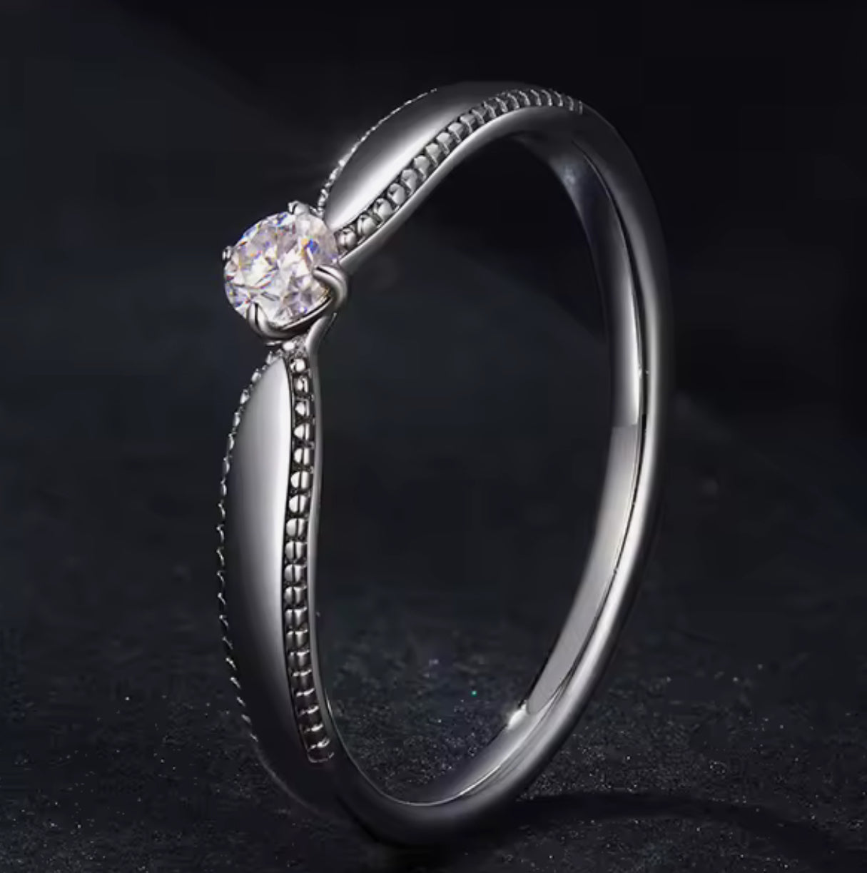 Anillo de Plata 925, con Moissanita Certificada