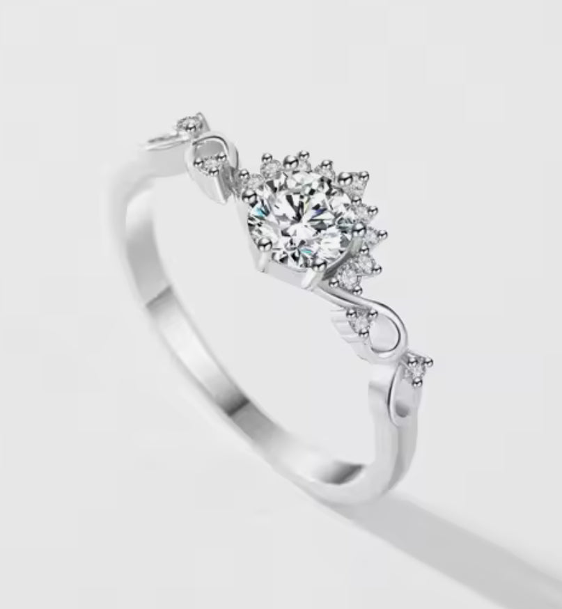 Anillo de Plata 925 con Zirconias