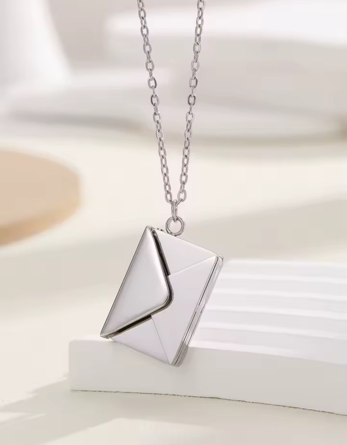 Collar y Dije de Plata 925 modelo Carta de Amor