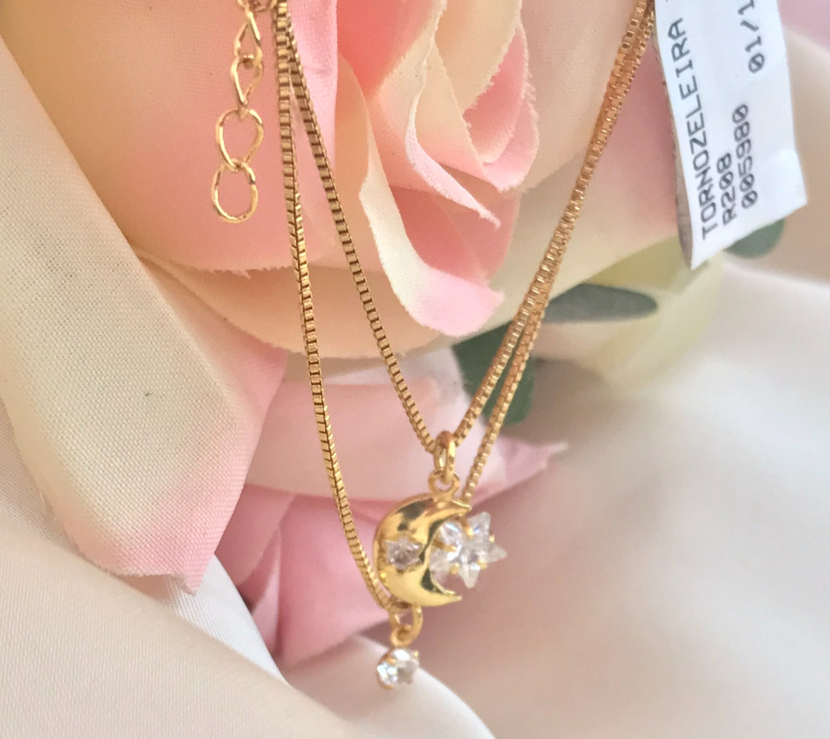 Tobillera en Chapa de Oro de 18k con Doble Hilo y Zirconia, modelo Media Luna