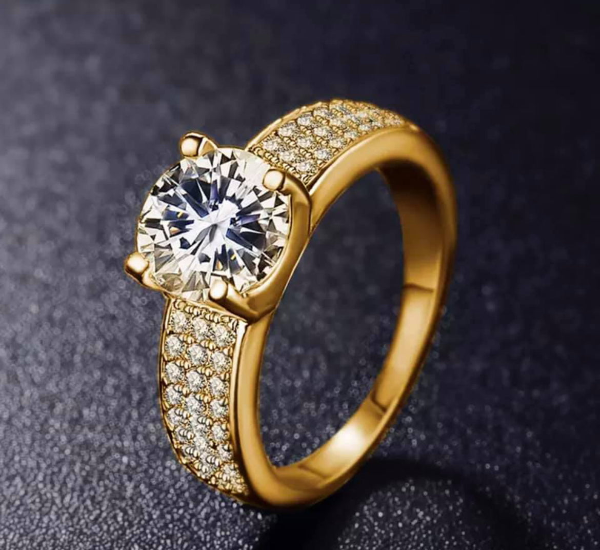 Anillo en Chapa de Oro 18k