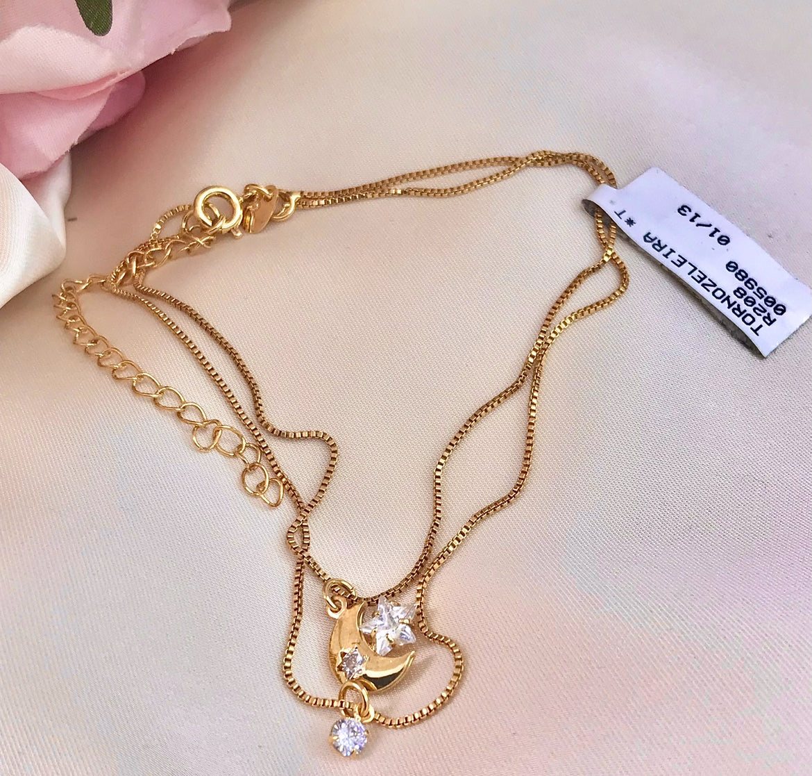 Tobillera en Chapa de Oro de 18k con Doble Hilo y Zirconia, modelo Media Luna