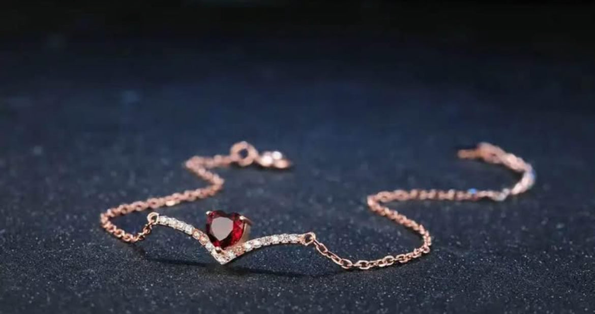 Pulsera de Plata 925 bañada en Oro Rosa con Corazón de Granate Rojo y Zirconias