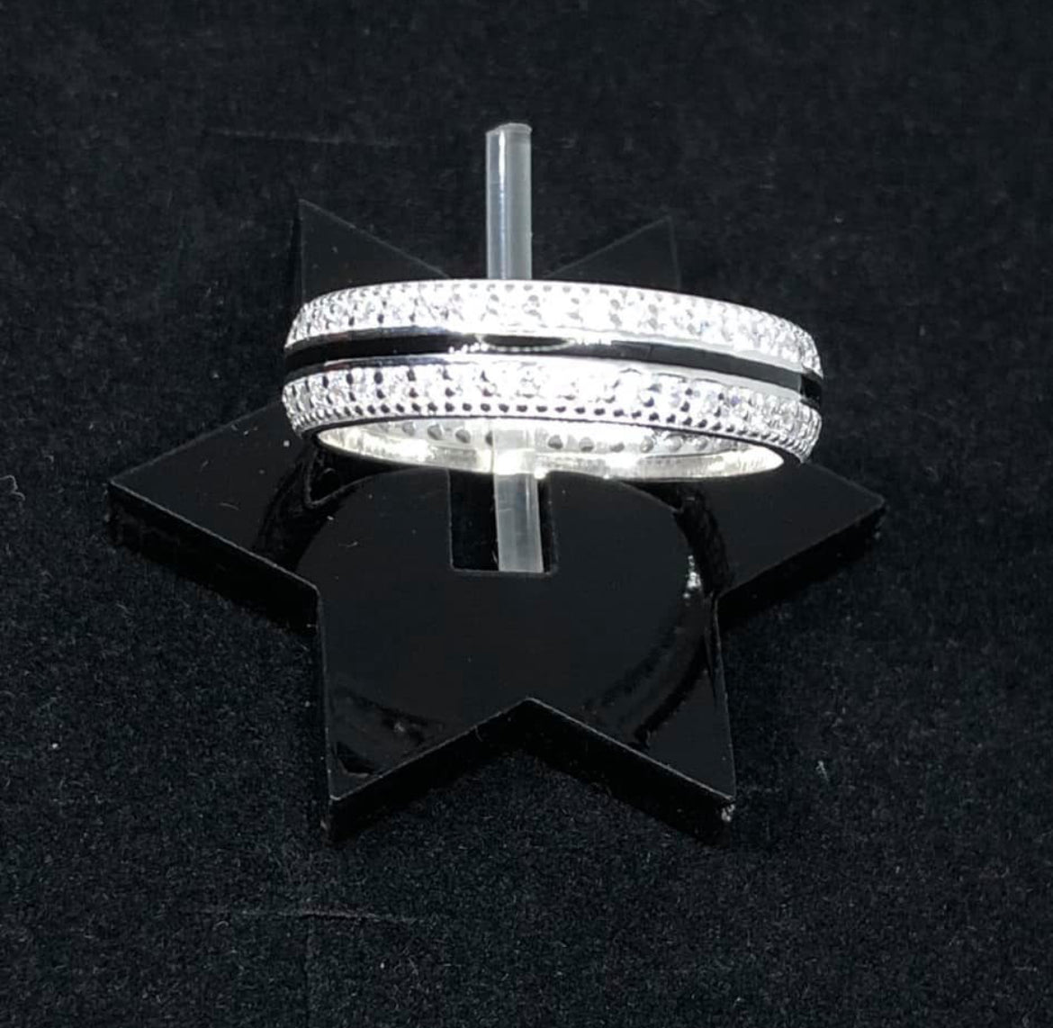 Argolla de Plata 925 Hecha Artesanalmente con Zirconias